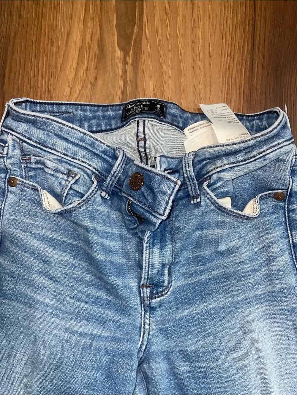 Abercrombie & Fitch slim fit